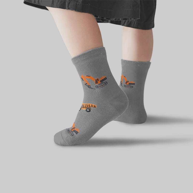 جوراب ساق بلند بچگانه کف کش برند سروک مدل 291 در طرح تراک در رنگ طوسی